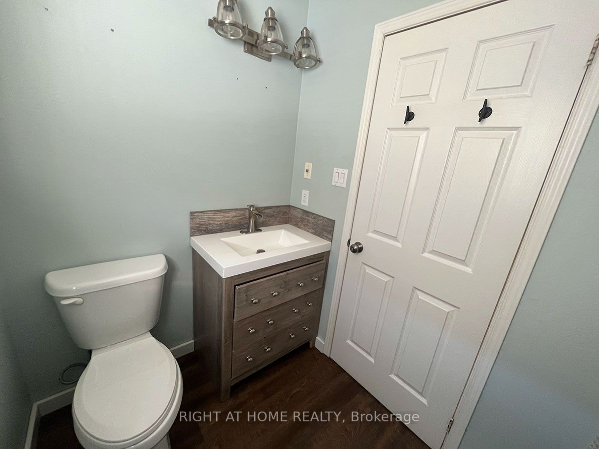 9 N Eldon Dr