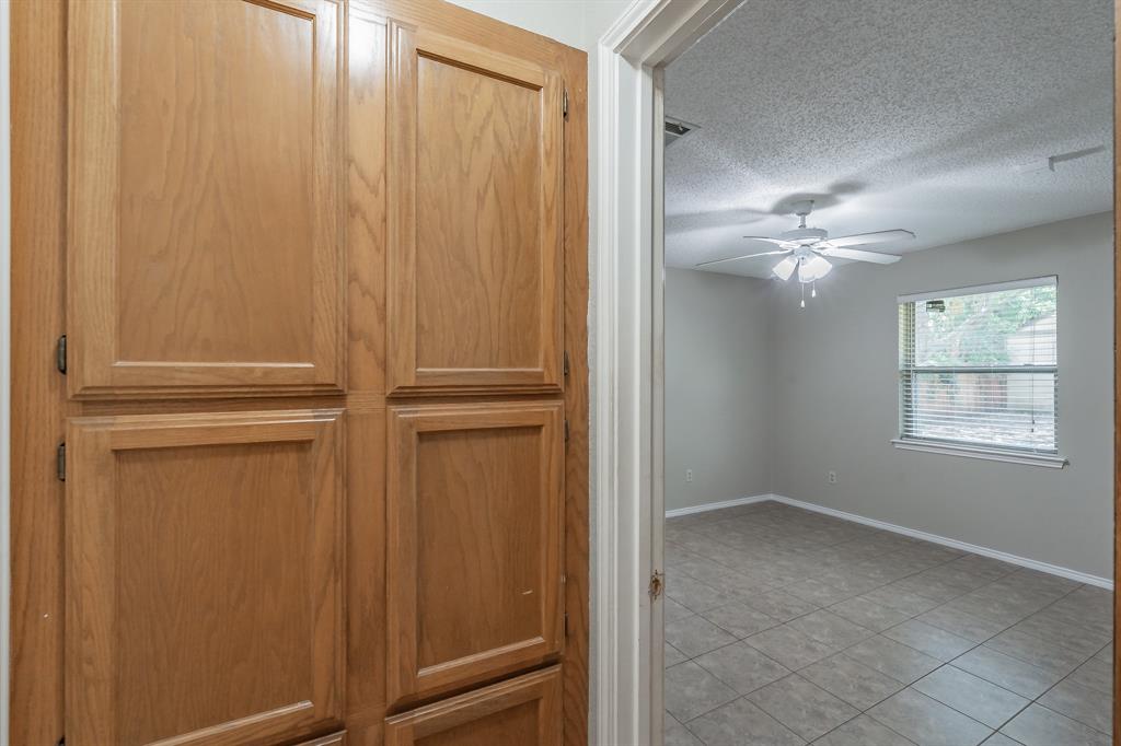 214 Kalmia Drive