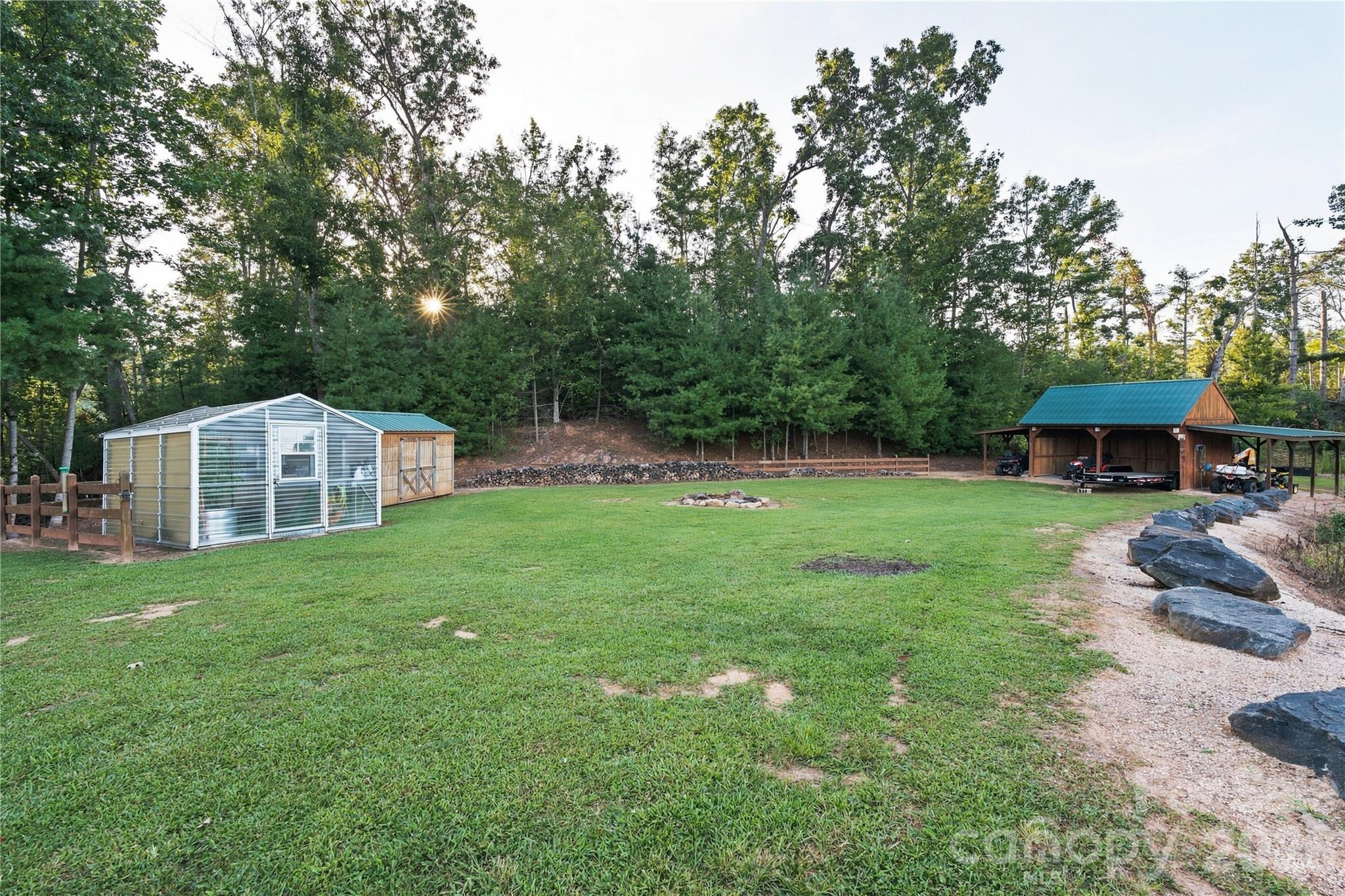 237 Murdock Road