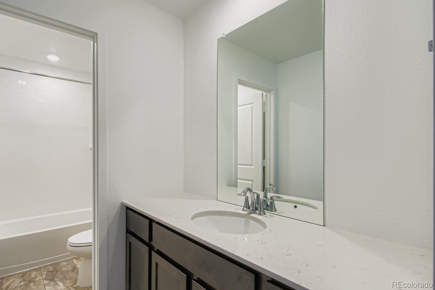 12758 W Geddes Drive