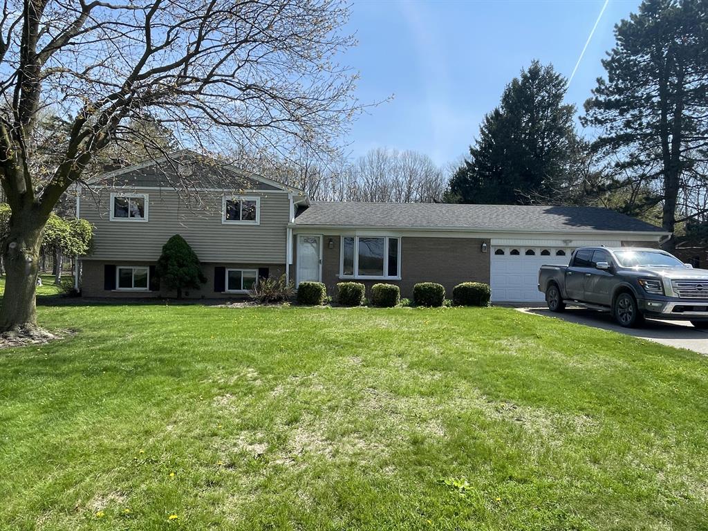 60000 Romeo Plank Road