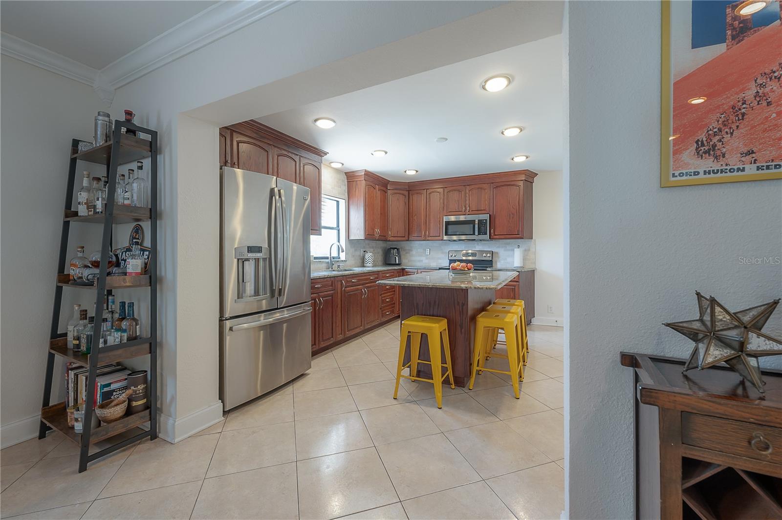 807 W Minnehaha Street 1/2