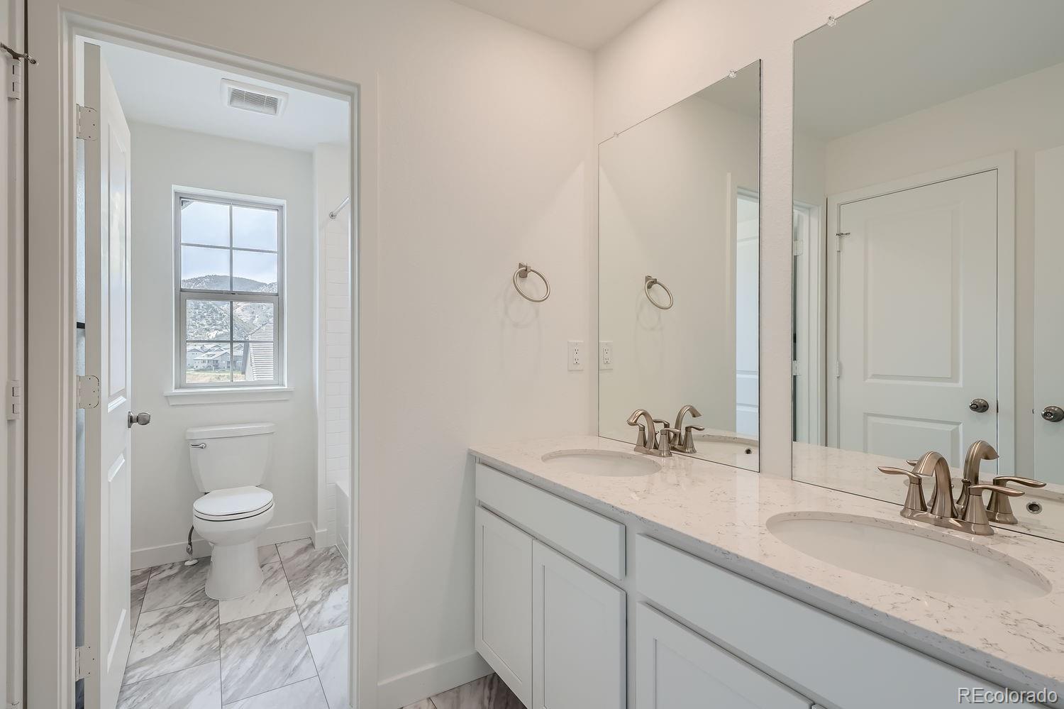 3186 S Quaker Street