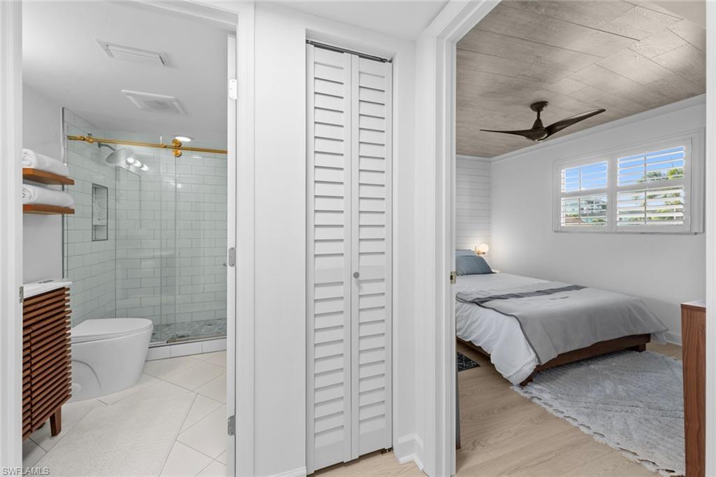 1202 Edington Pl B102