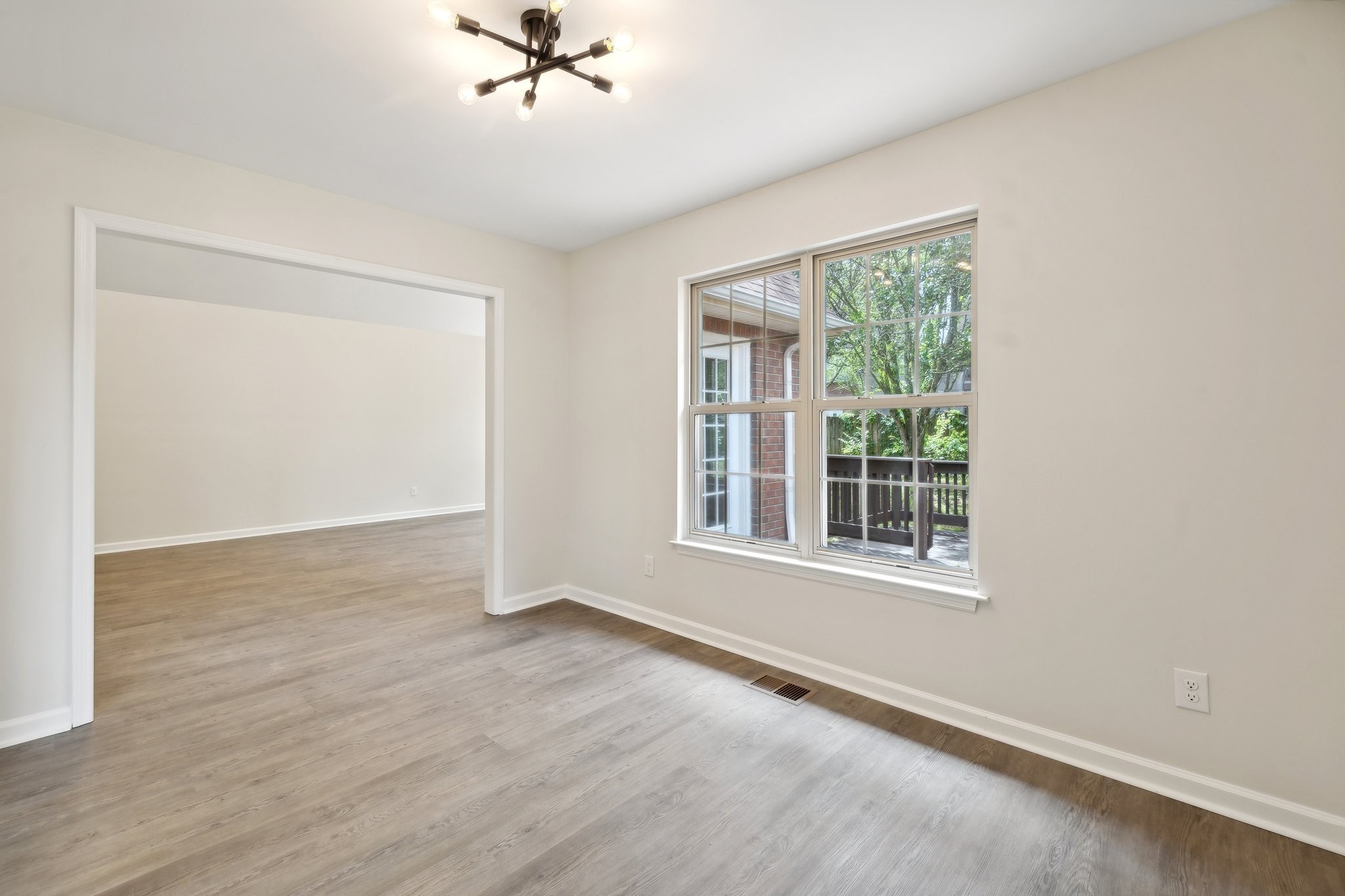 319 Shadowood Dr