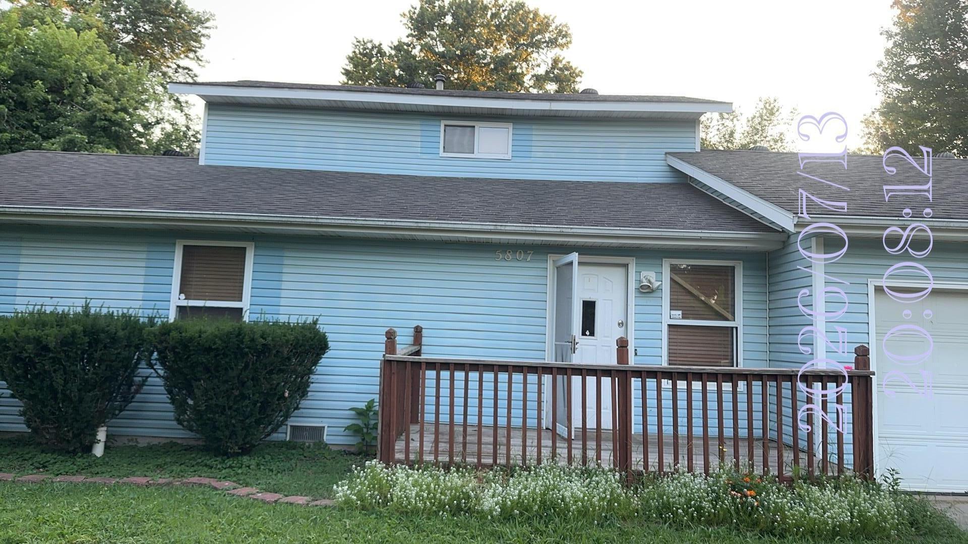 5807 S Iris Lane