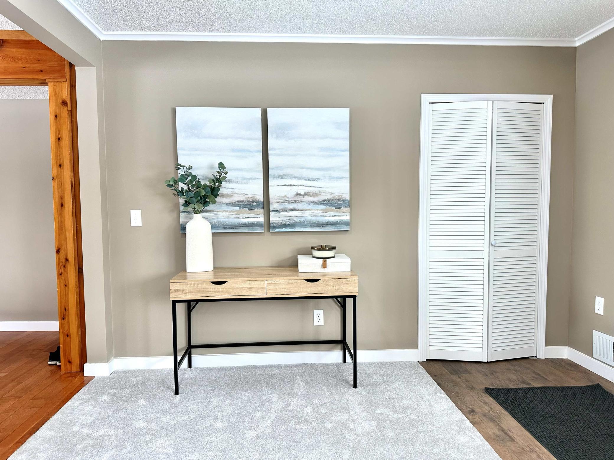 11209 Independence Avenue N