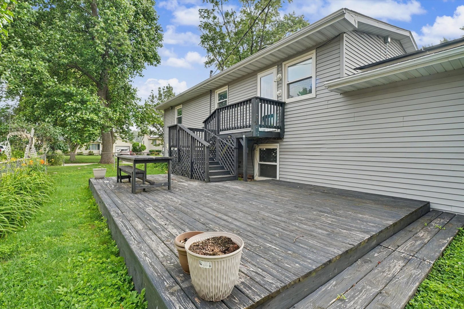 2401 Arden Drive