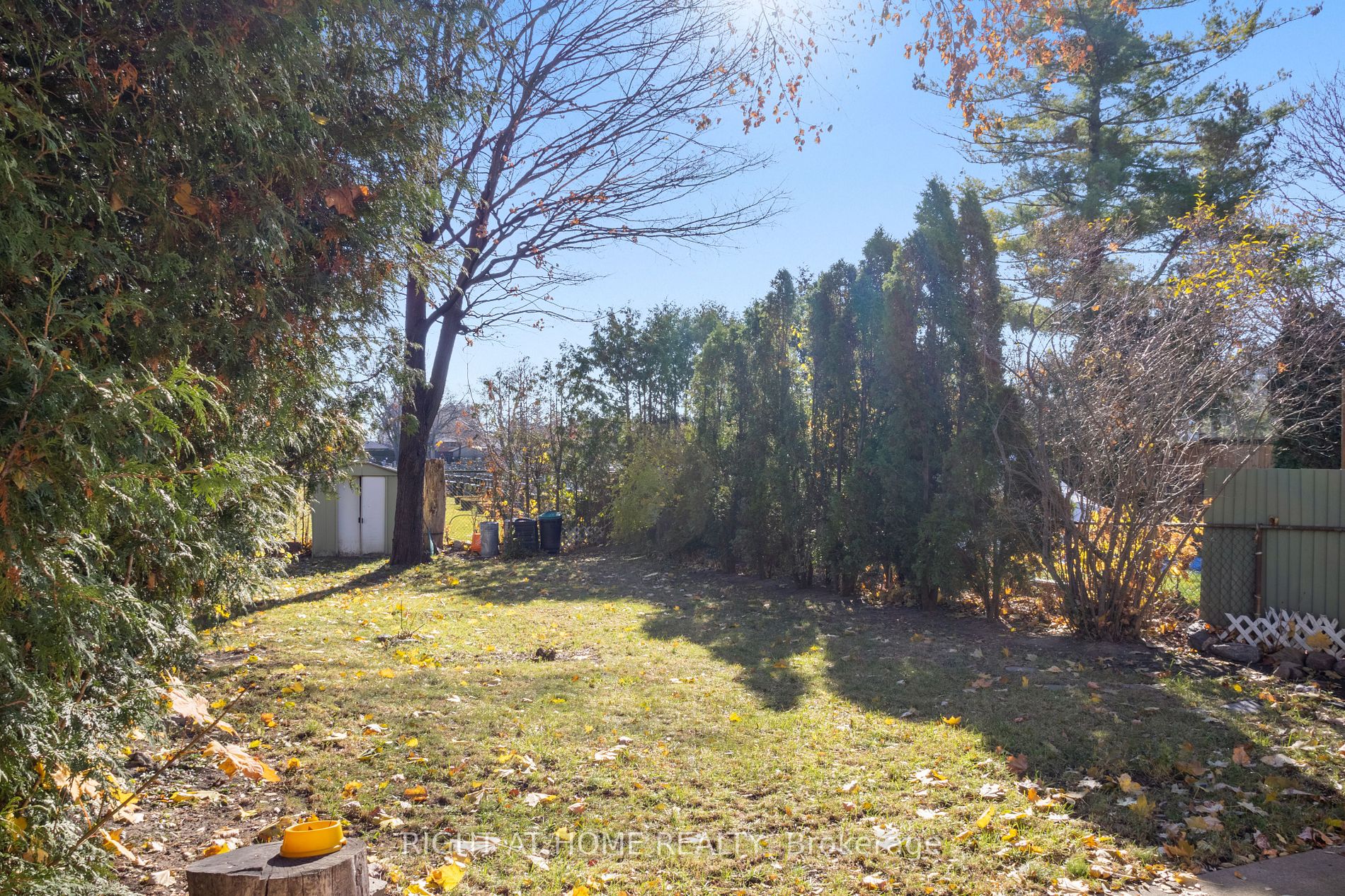 65 Regatta Cres #main