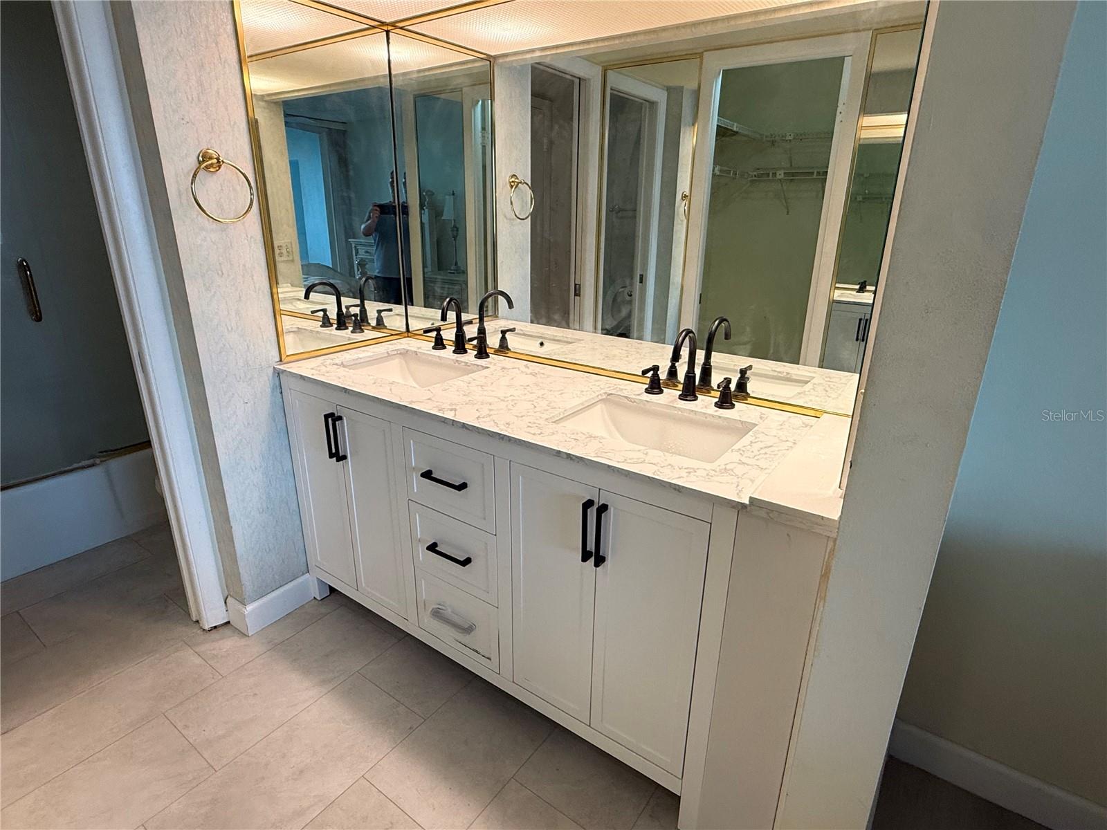 2618 Cove Cay Drive 808