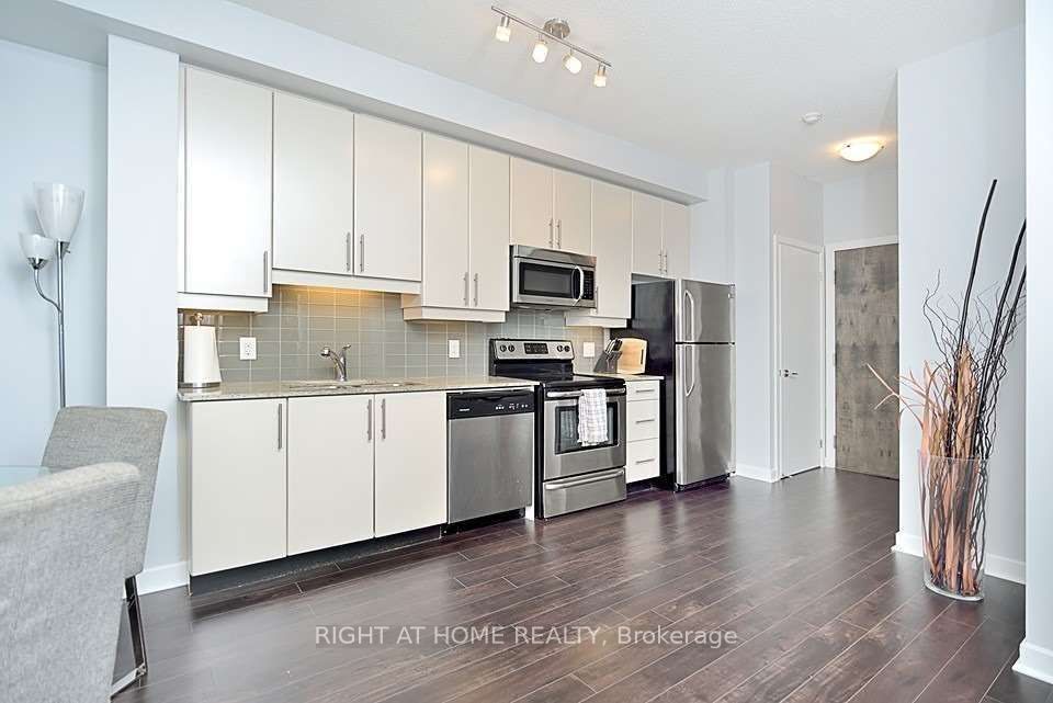 33 Bay St 3401