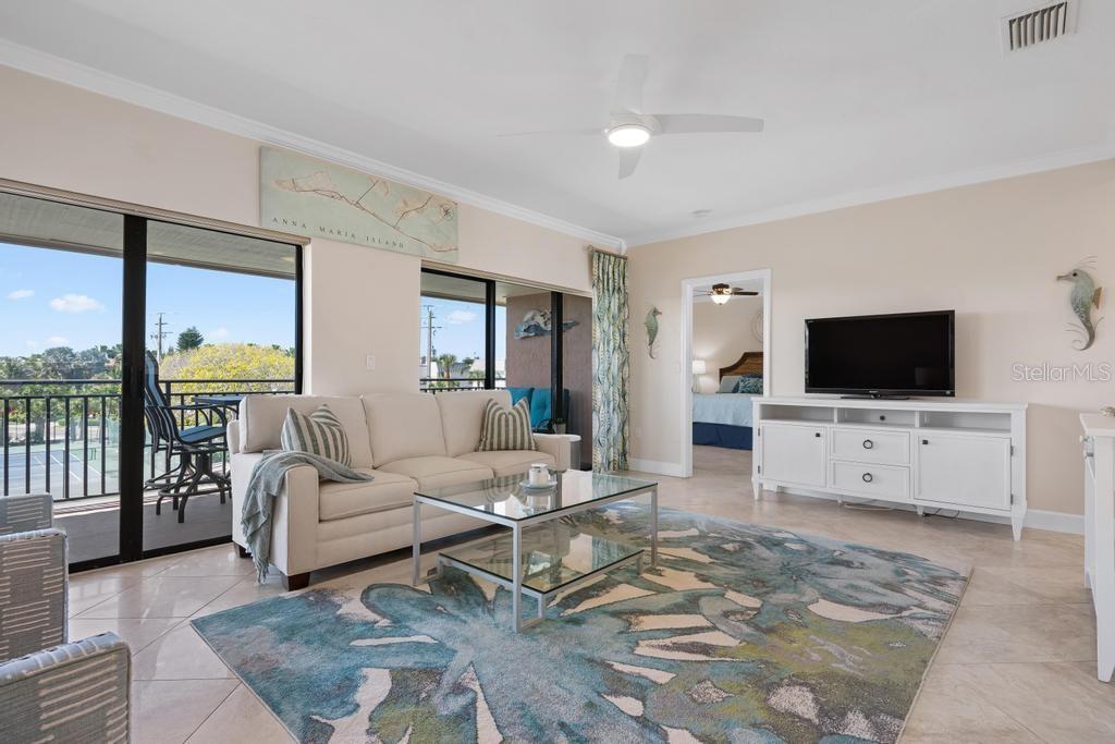 6005 Gulf Drive 219