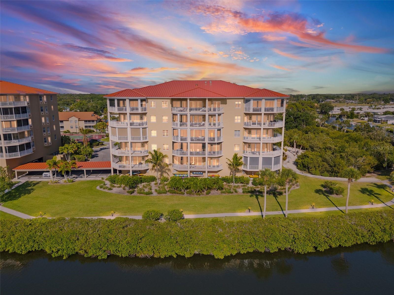 6100 Jessie Harbor Drive 202