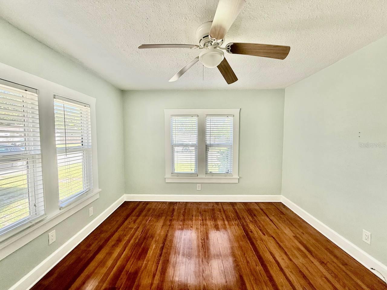 2120 46th Av N