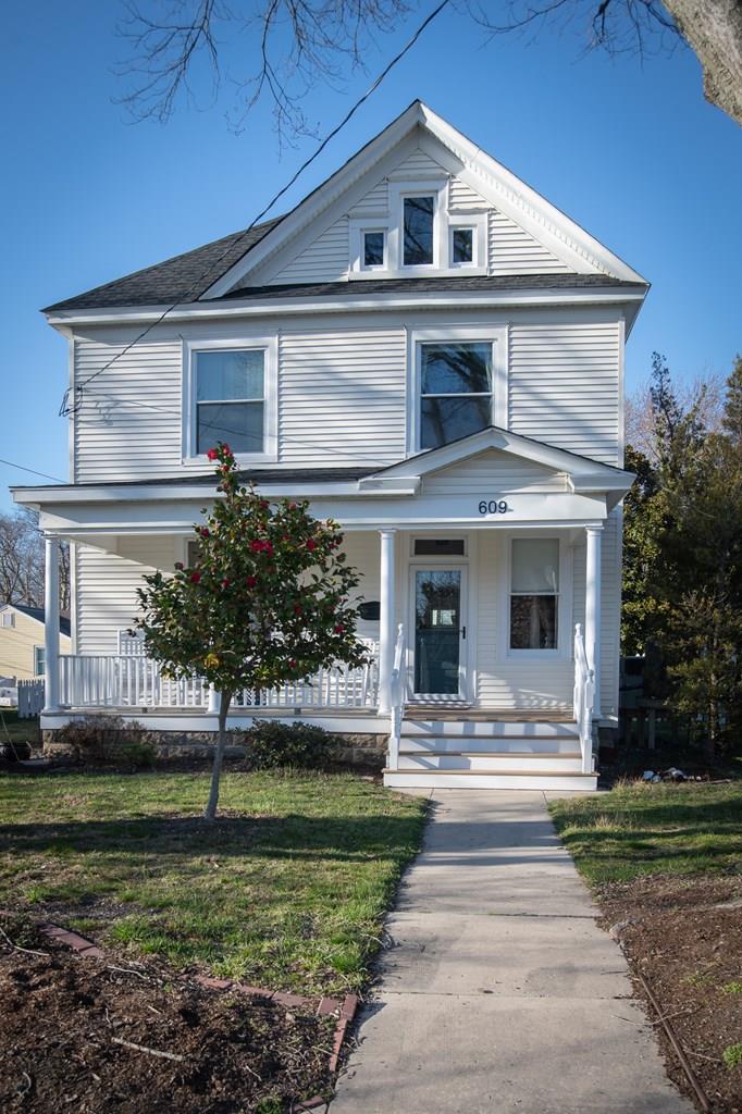 609 Monroe Ave 247