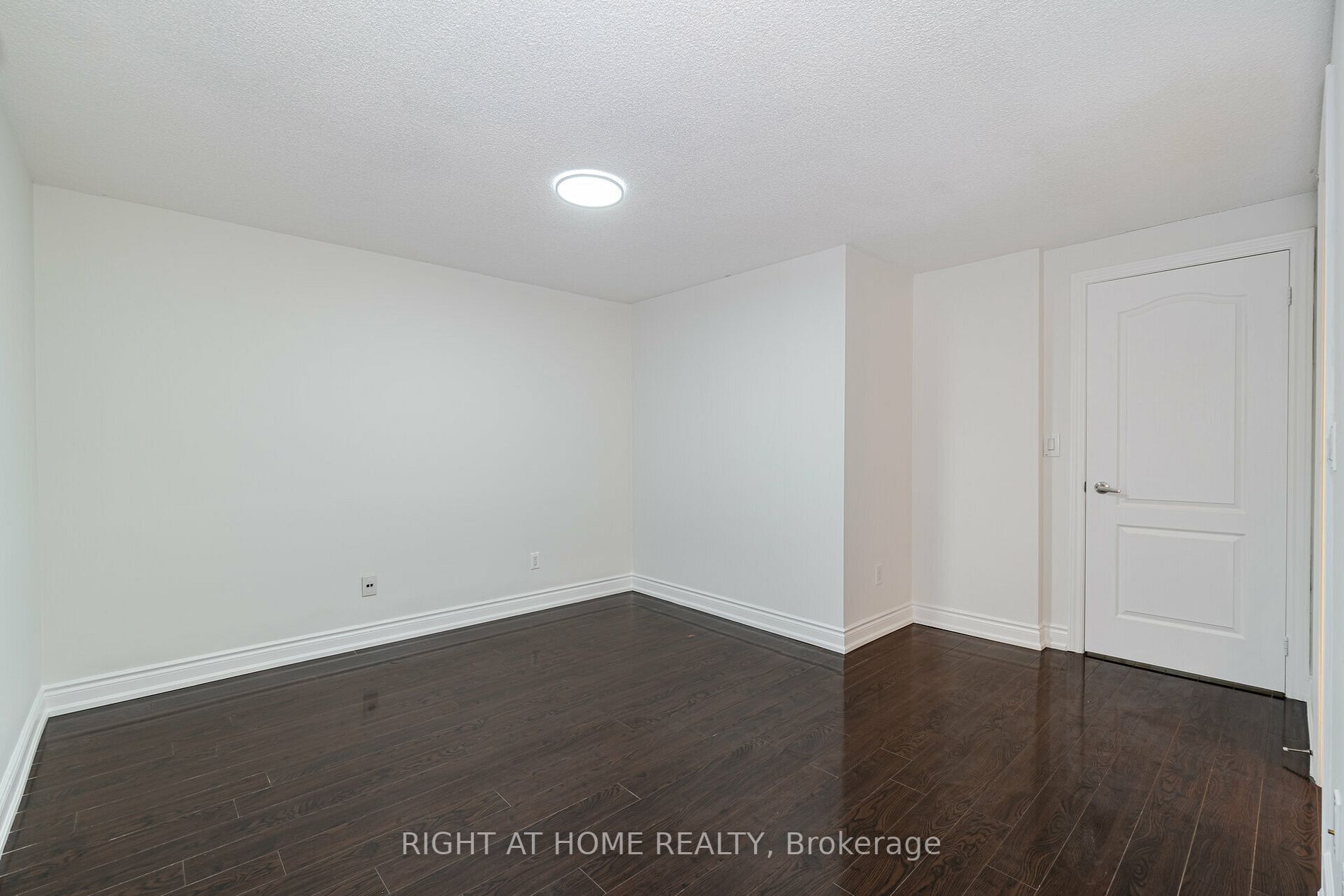 29 Gold Pine Crt