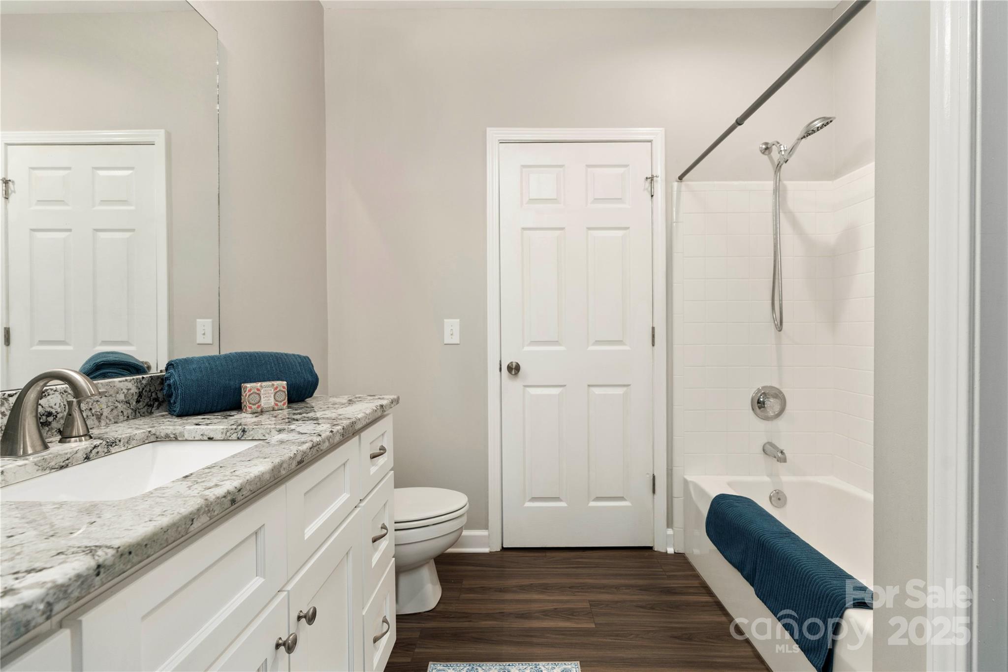 714 Northeast Drive 53