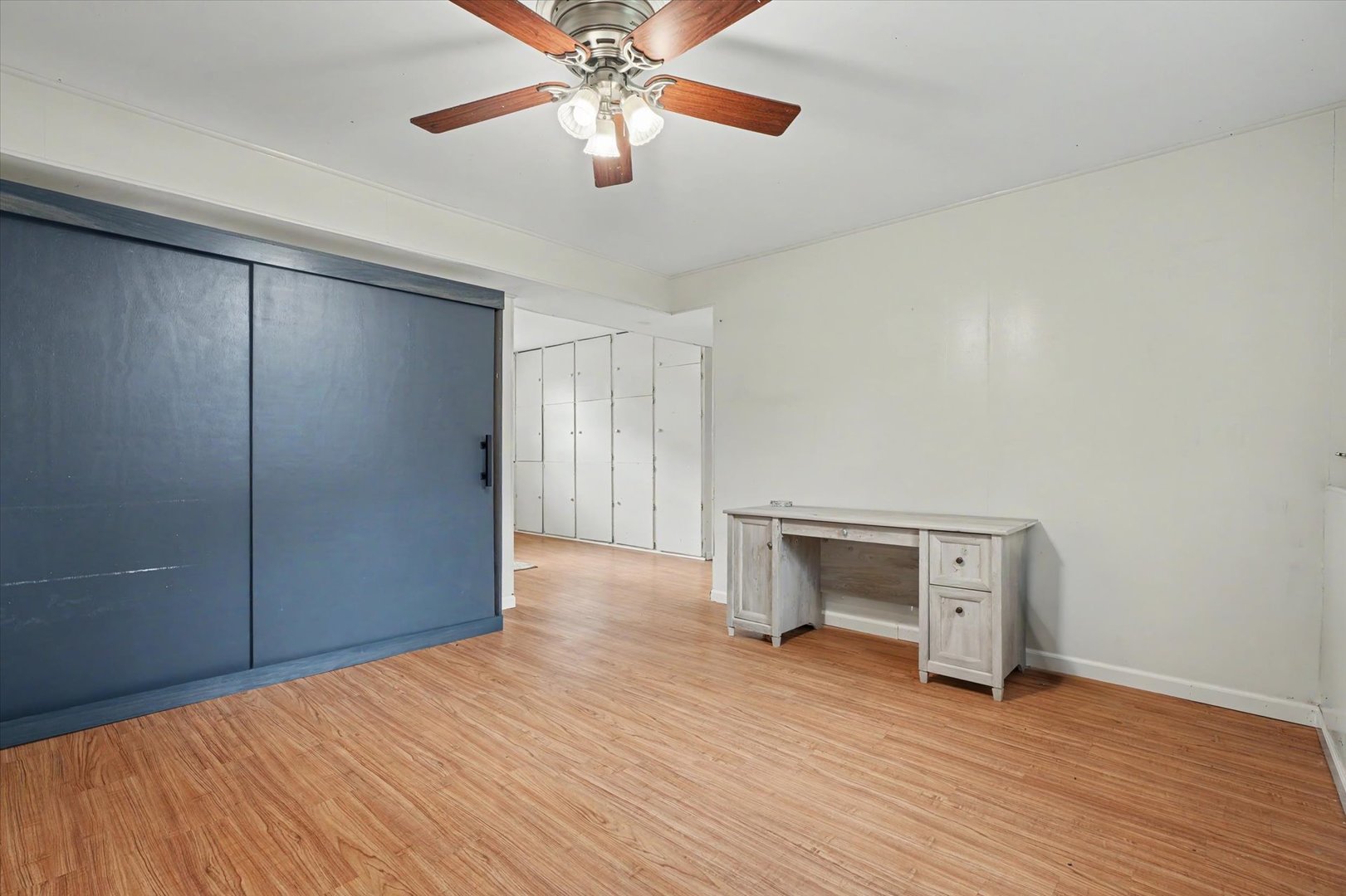 2401 Arden Drive