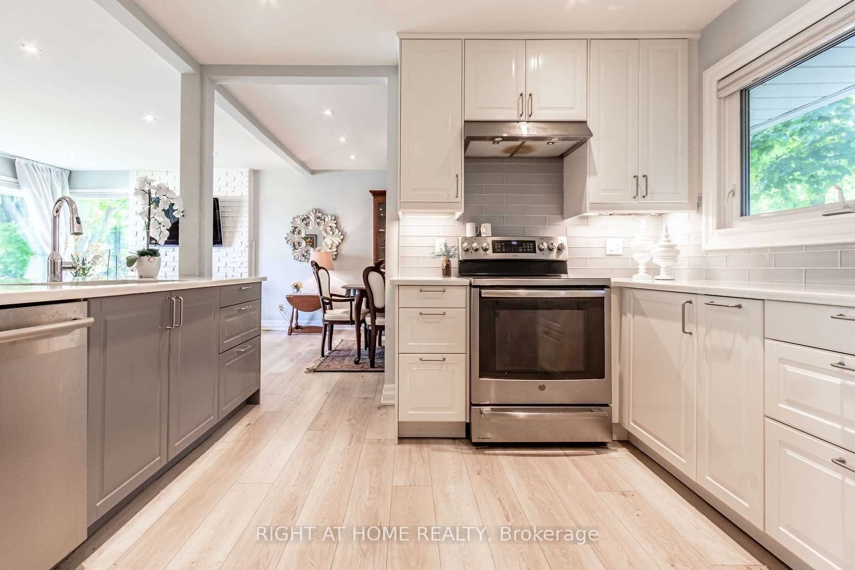 1337 Elgin Cres