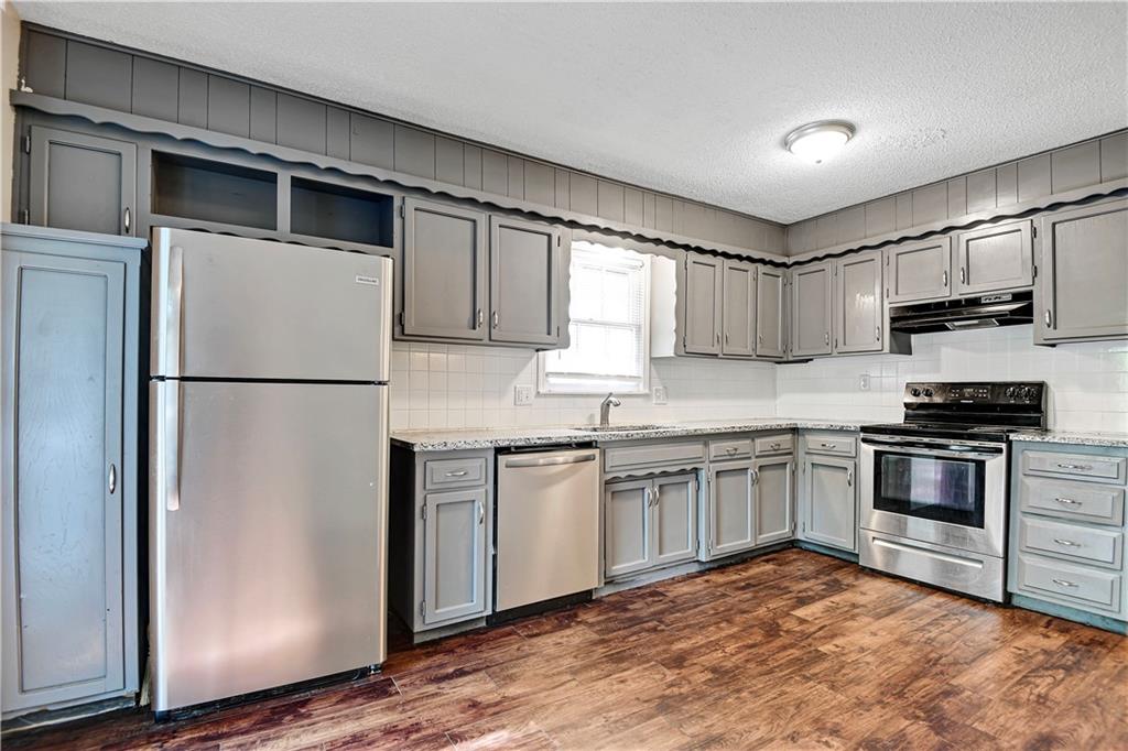 16605 W 147th Street