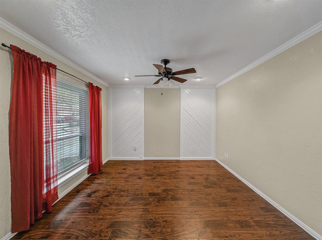 4804 Chapel Springs Court