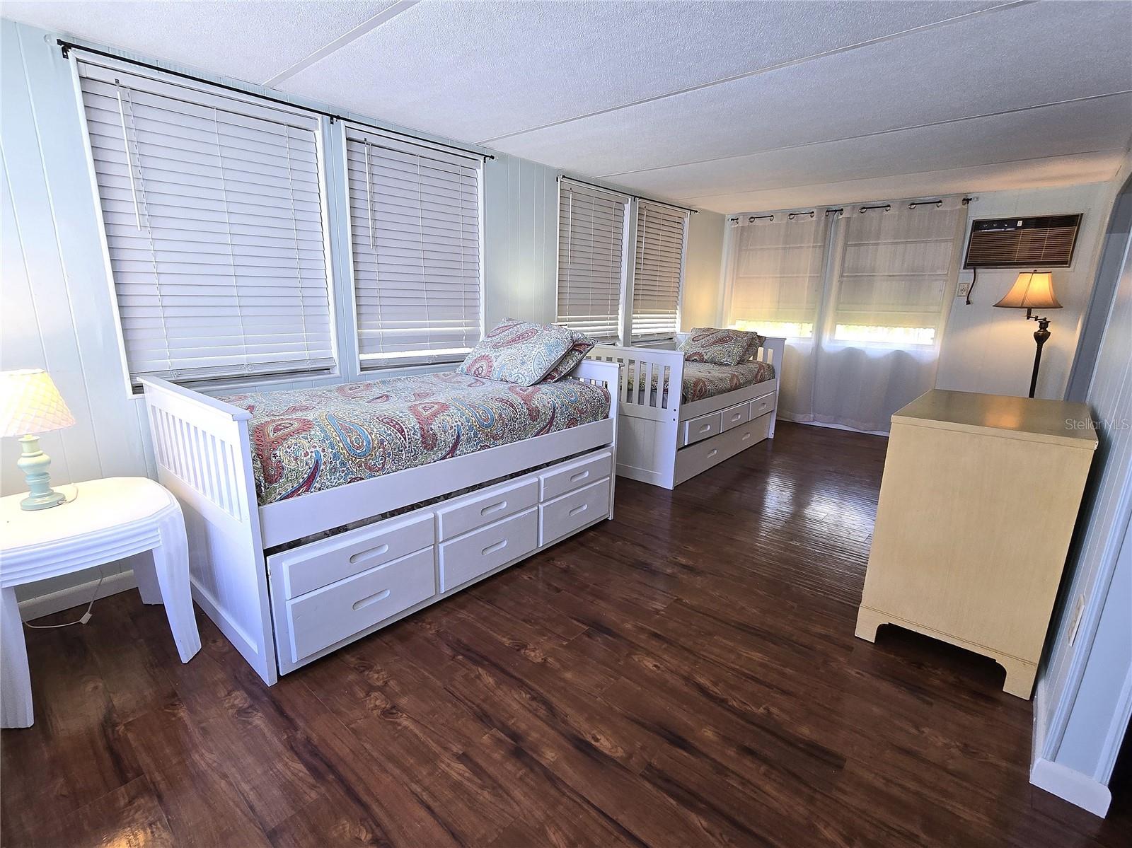 6710 36th Avenue E 37