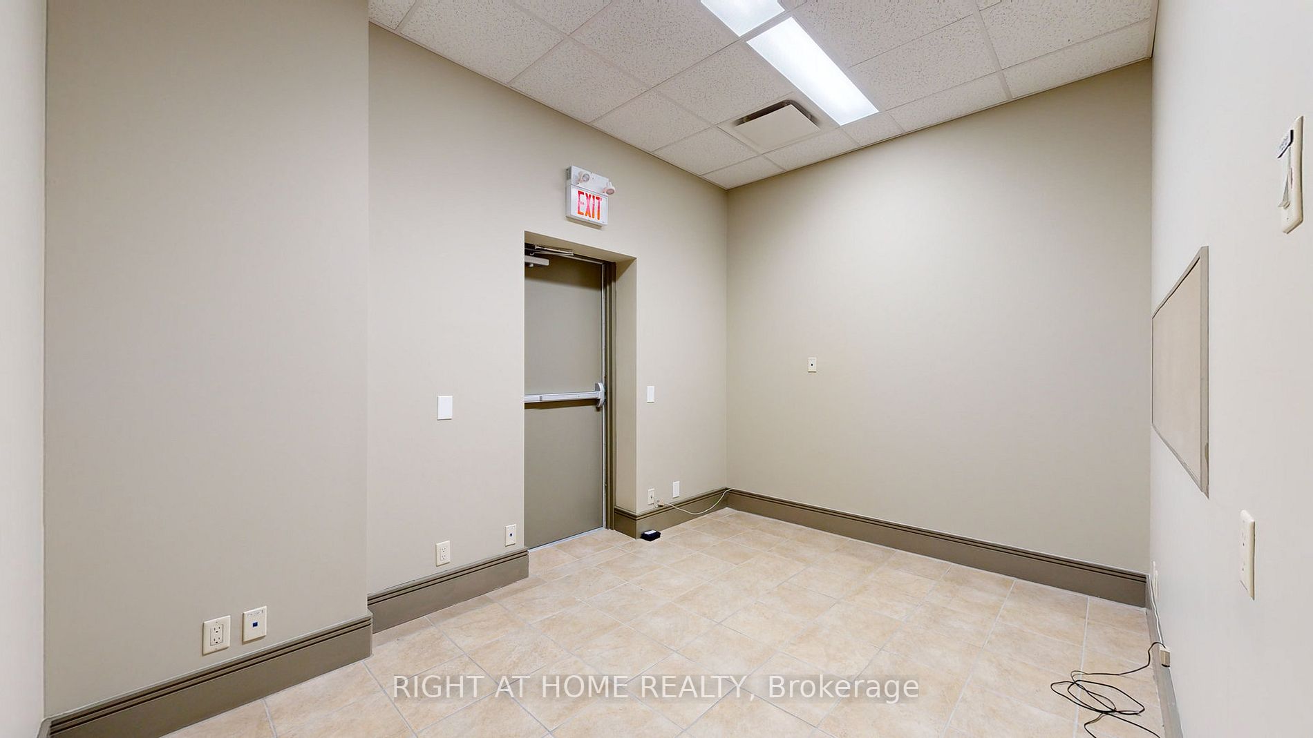 46 Lepage Crt Unit A