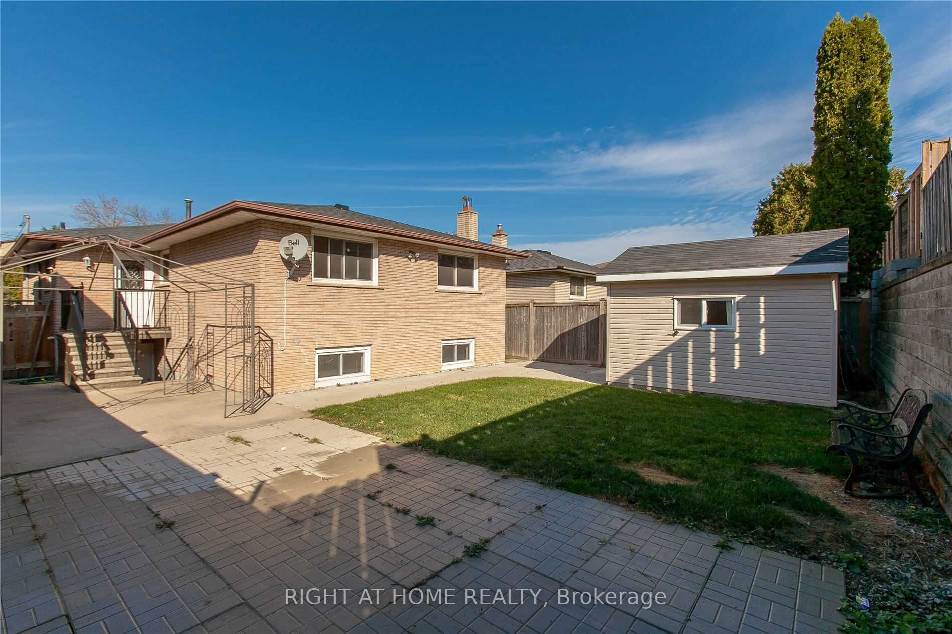 89 Greencedar Dr Dr Lower