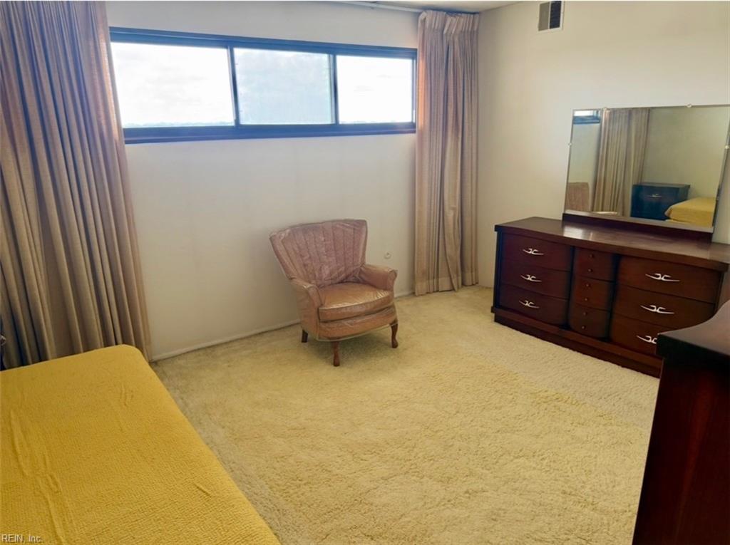 2830 Shore Drive 606