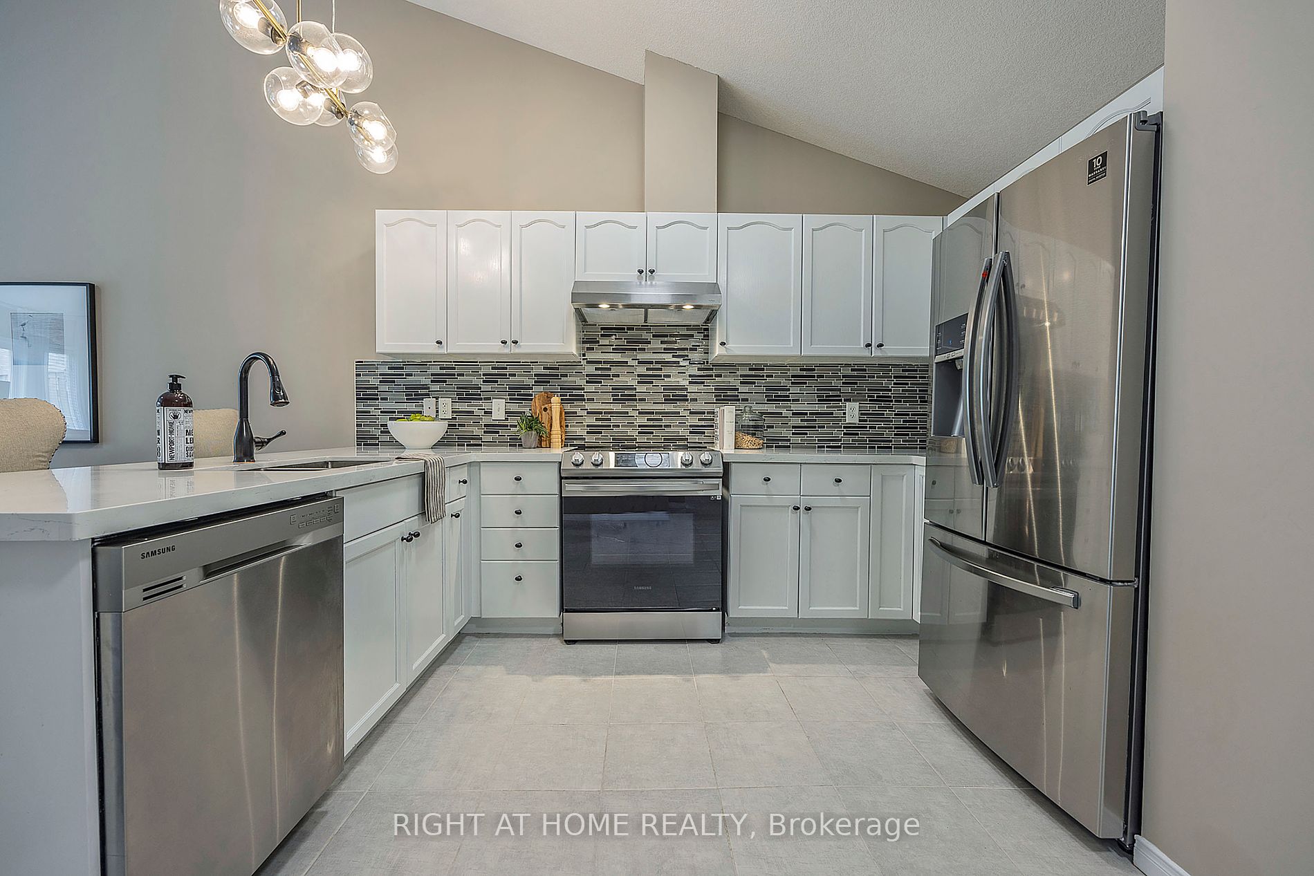 1853 Blackwater Rd 45