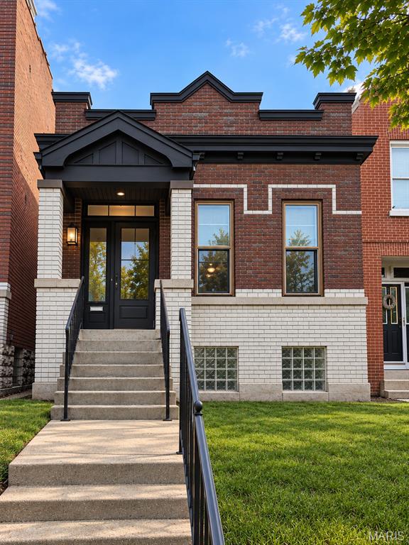3443 Alberta Street