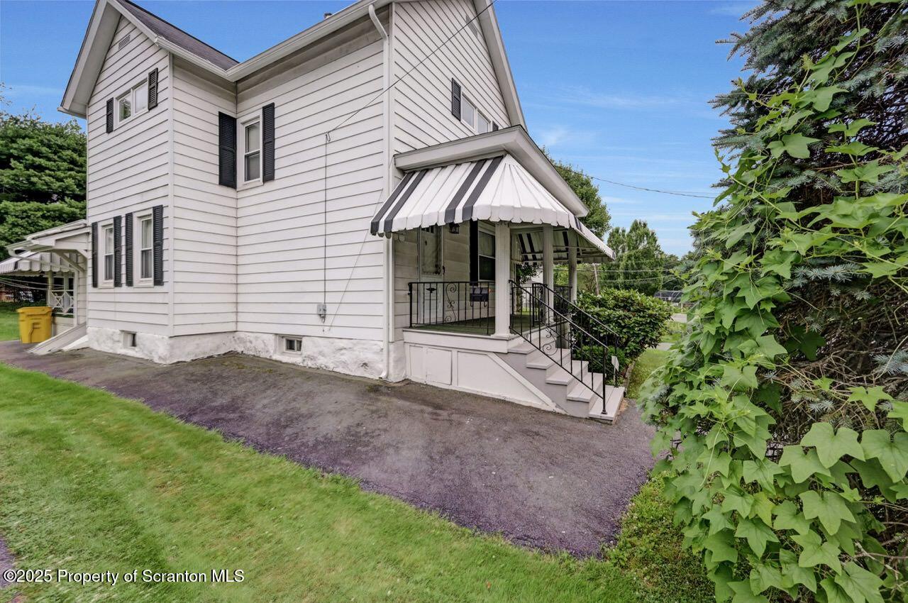 229 Laurel Street L 49