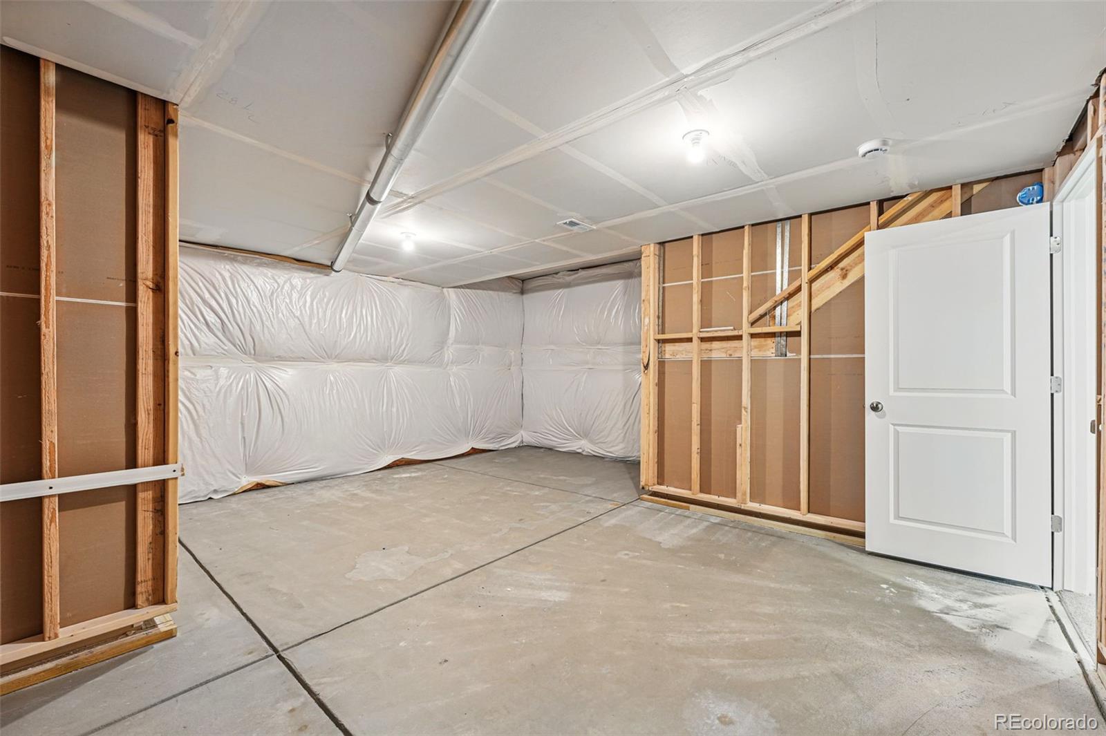 17156 W 92nd Loop