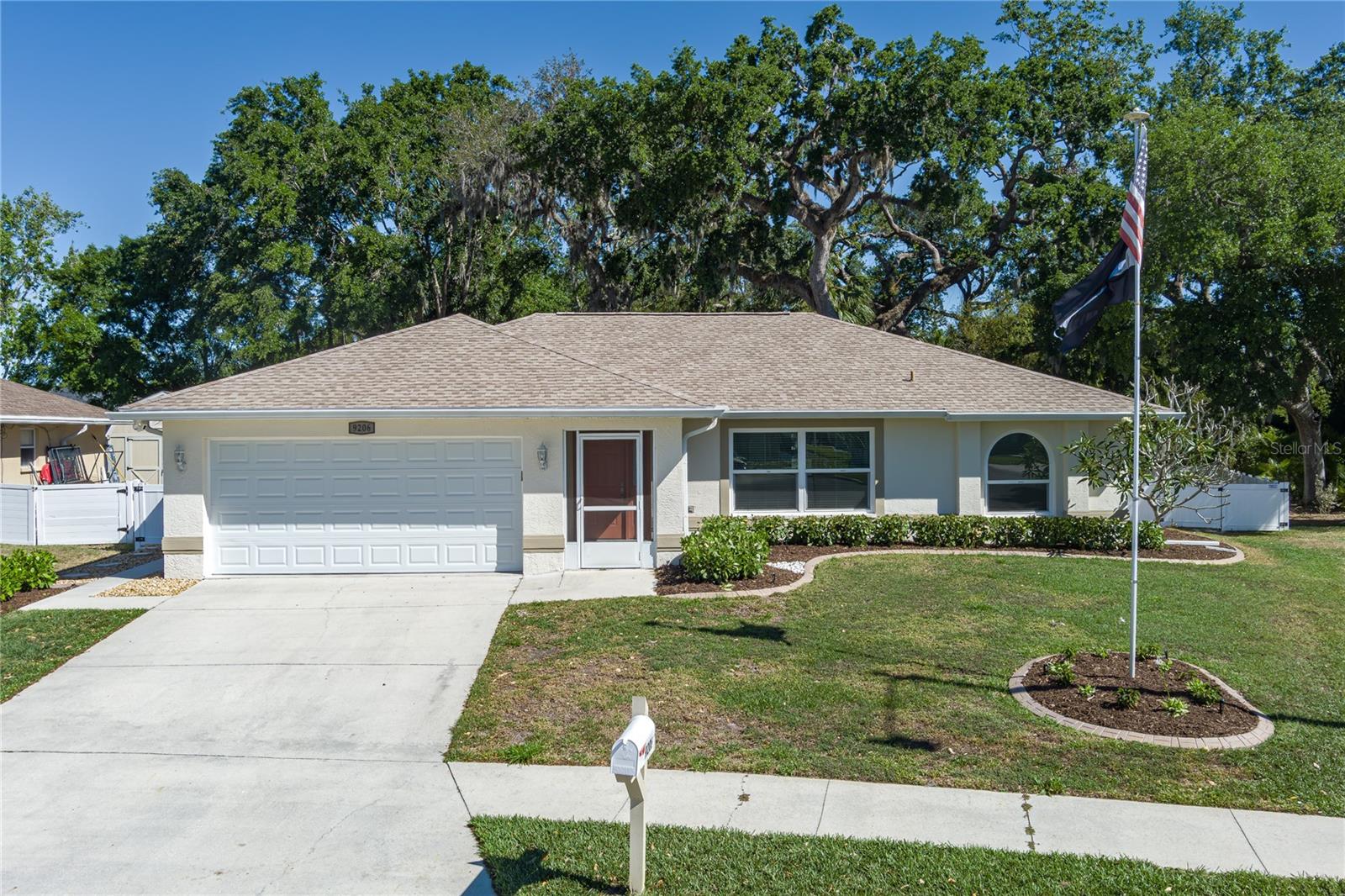 9206 31st Street Court E