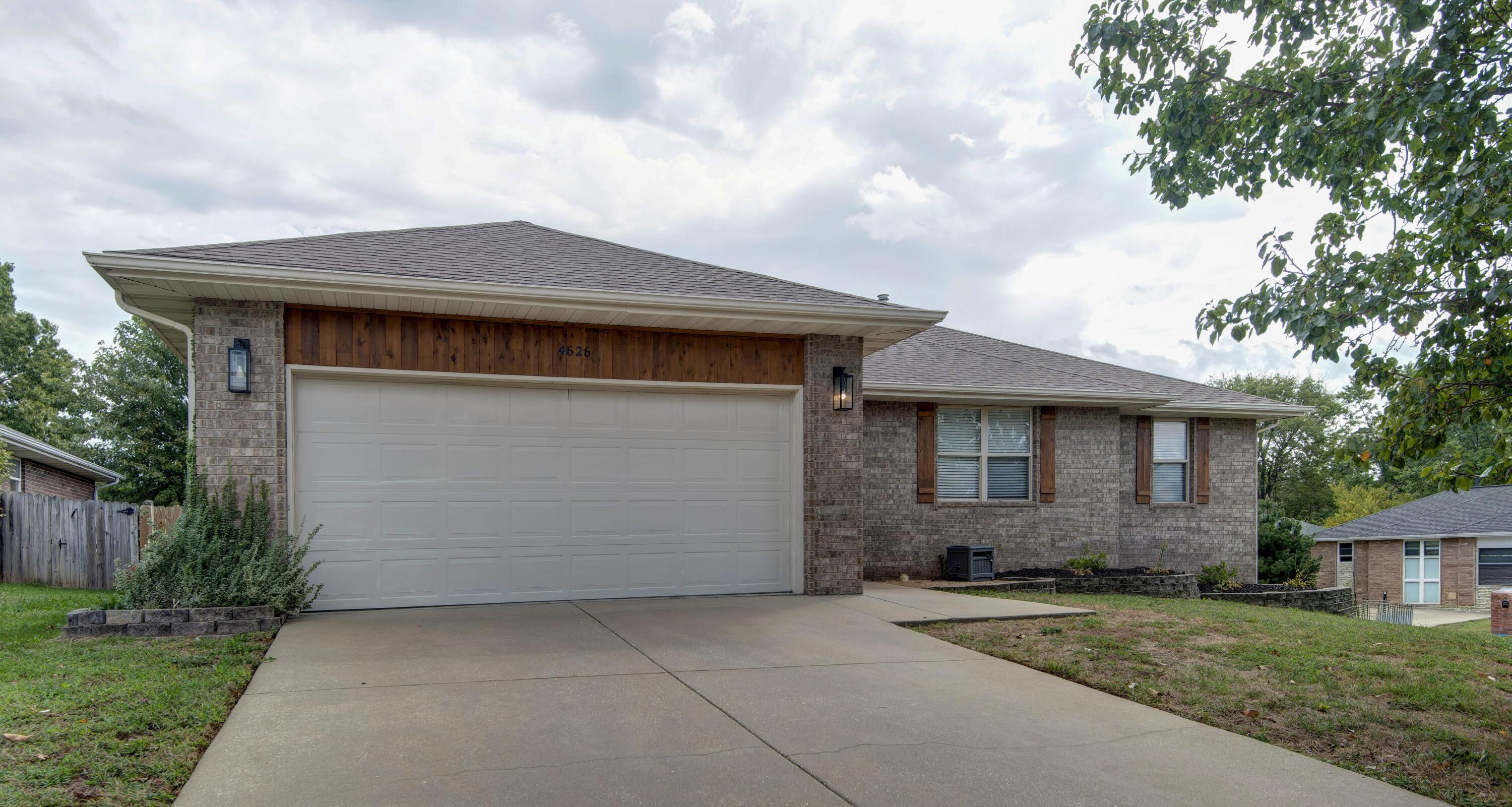 4626 S Falcon Court