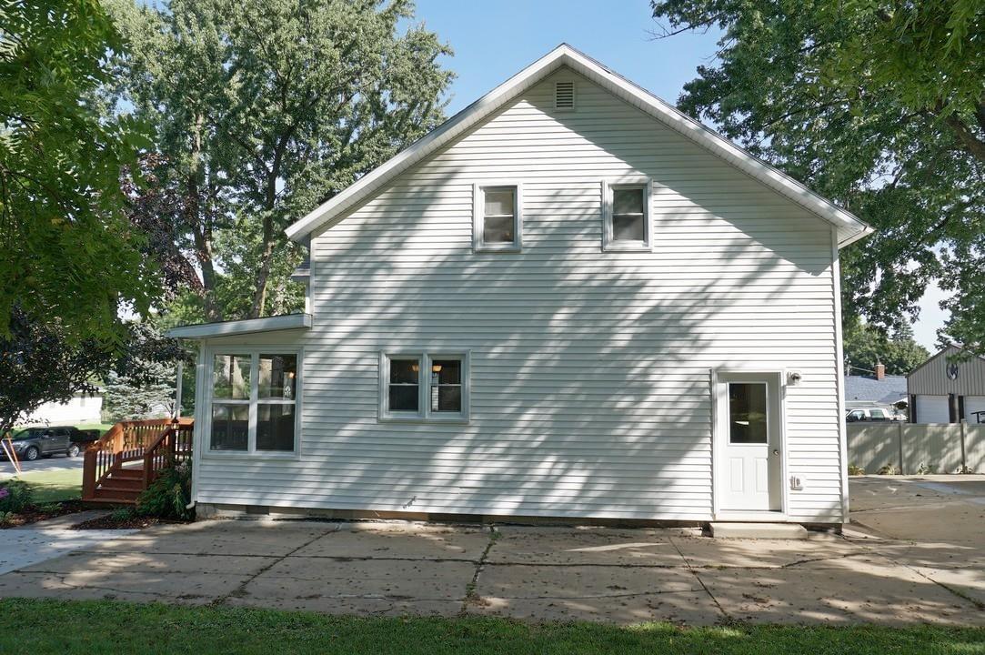 906 Freeman Street