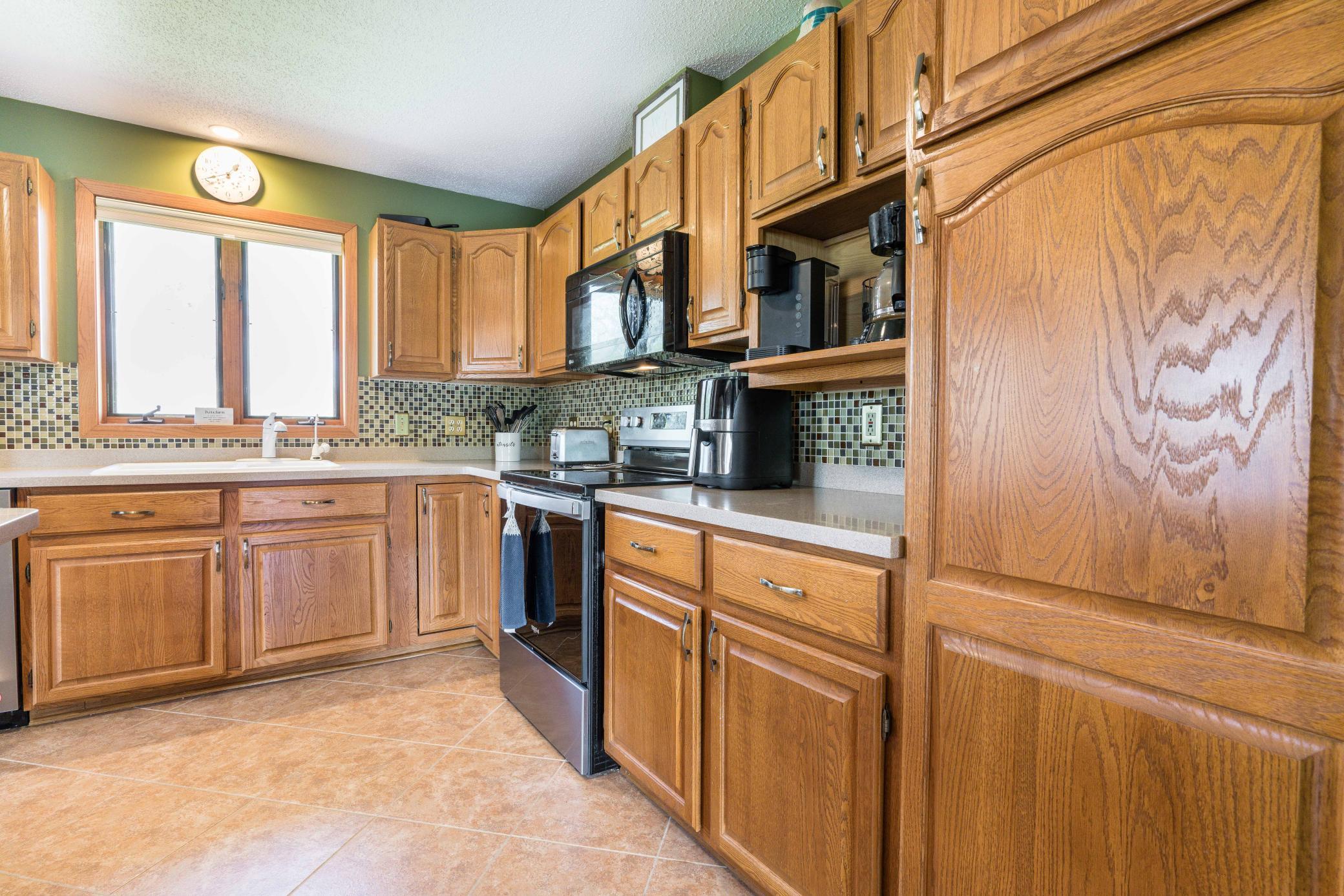 18739 County Highway 33