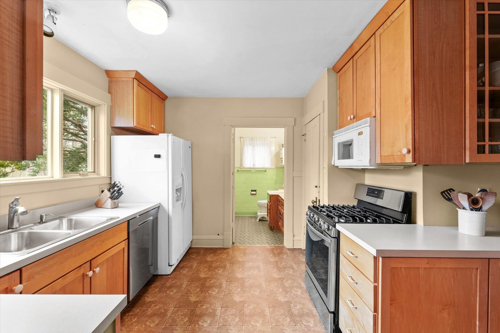 705 W Michigan Avenue