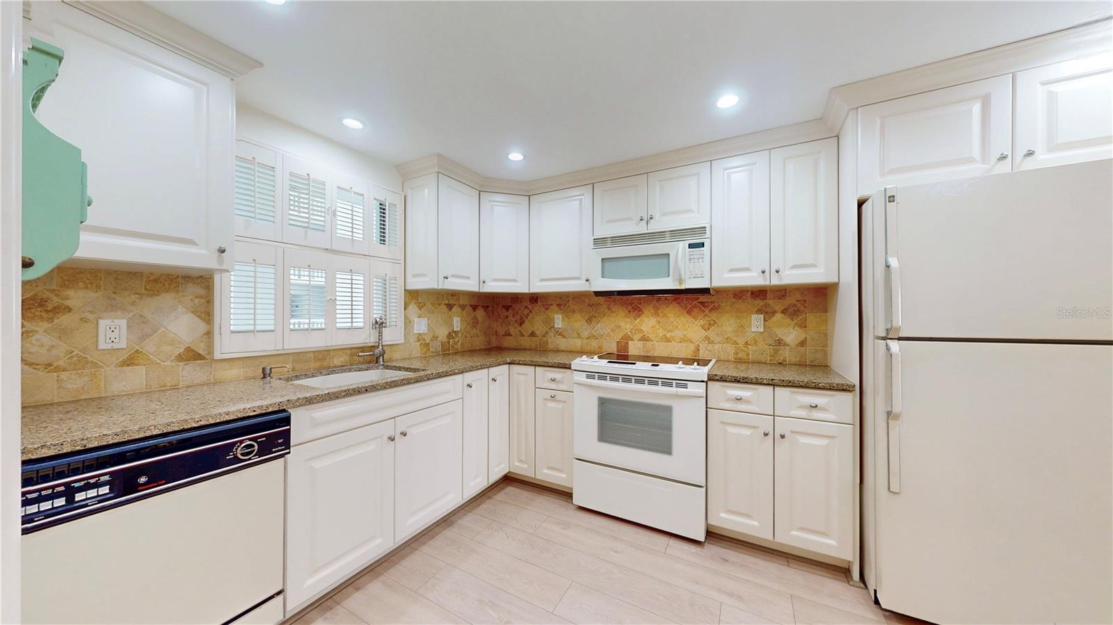 4950 Gulf Boulevard 308