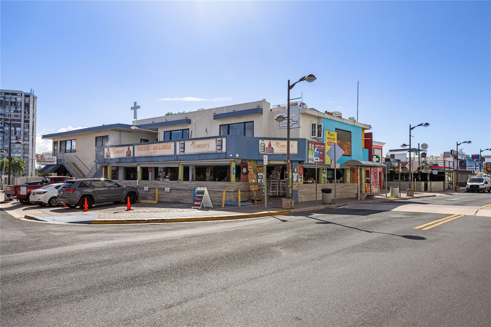 Great opportunity to acquire a thriving, well-established business in one of Puerto Rico’s most vibrant tourism corridors. CHIDO'S Mexican Wine Bar & Grill occupies a high-visibility corner on Isla Verde Avenue, directly across from Isla Verde Beach and surrounded by top hotels, vacation rentals, and restaurants along this busy thoroughfare.With years of operation and a loyal mix of local and tourist clientele, the business benefits from steady year-round traffic, making it an attractive investment for hospitality or retail operators. The premises enjoy ample on-site and adjacent parking, ensuring convenient access for customers and efficient delivery and service operations.Whether you choose to continue its proven Mexican wine bar and grill concept or introduce a new vision, CHIDO'S offers a true turn-key opportunity in one of San Juan’s most desirable commercial districts.