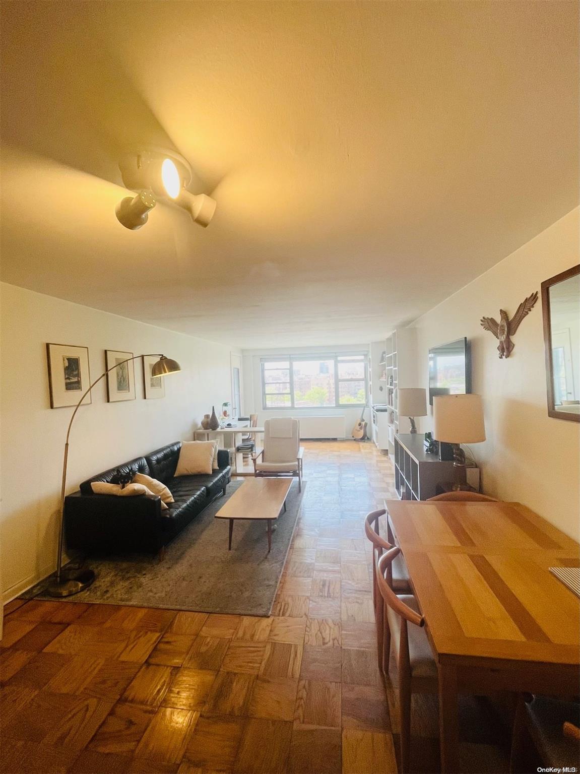 One of a kind 1 bedroom apartment for sale in Forest Hills NY. This unit features a custom renovated open kitchen, updated bathroom and parquet floors throughout. In addition, the unit offers beautiful open views of the Forest Hills community. The building features 24 hour doorman, pool and offers gas, electric, water, heat & taxes all inclusive in your  monthly maintenance., Additional information: Appearance:Good,ExterioFeatures:Tennis,Interior Features:Lr/Dr