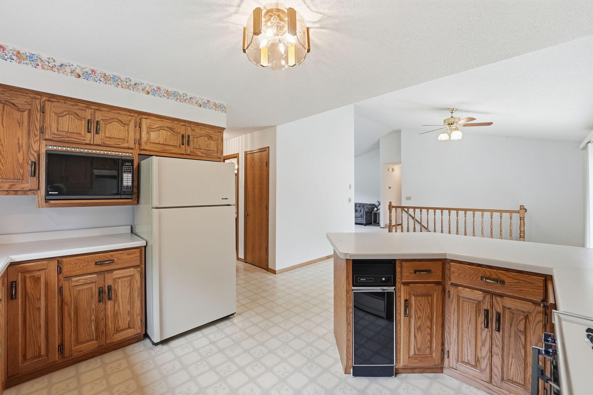 1850 E 49th Street SE