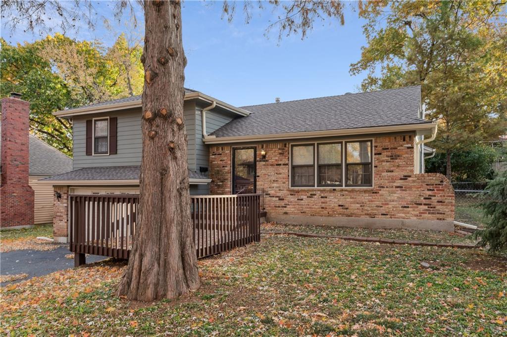5007 Outlook Street