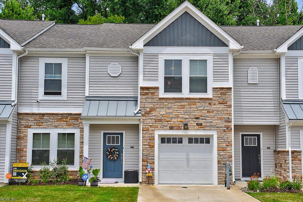 1002 Opal Street 103