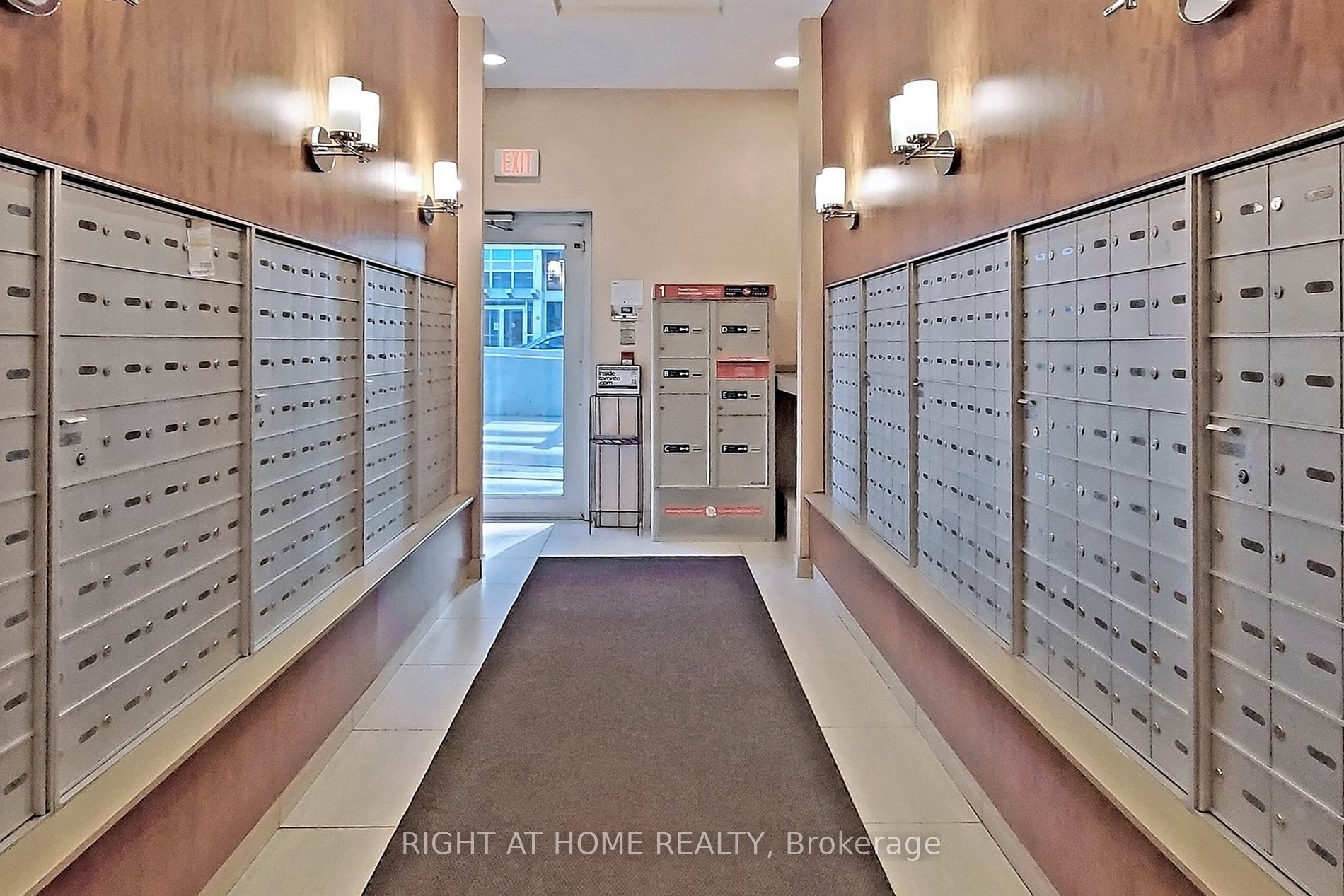 50 Town Centre Crt 1911