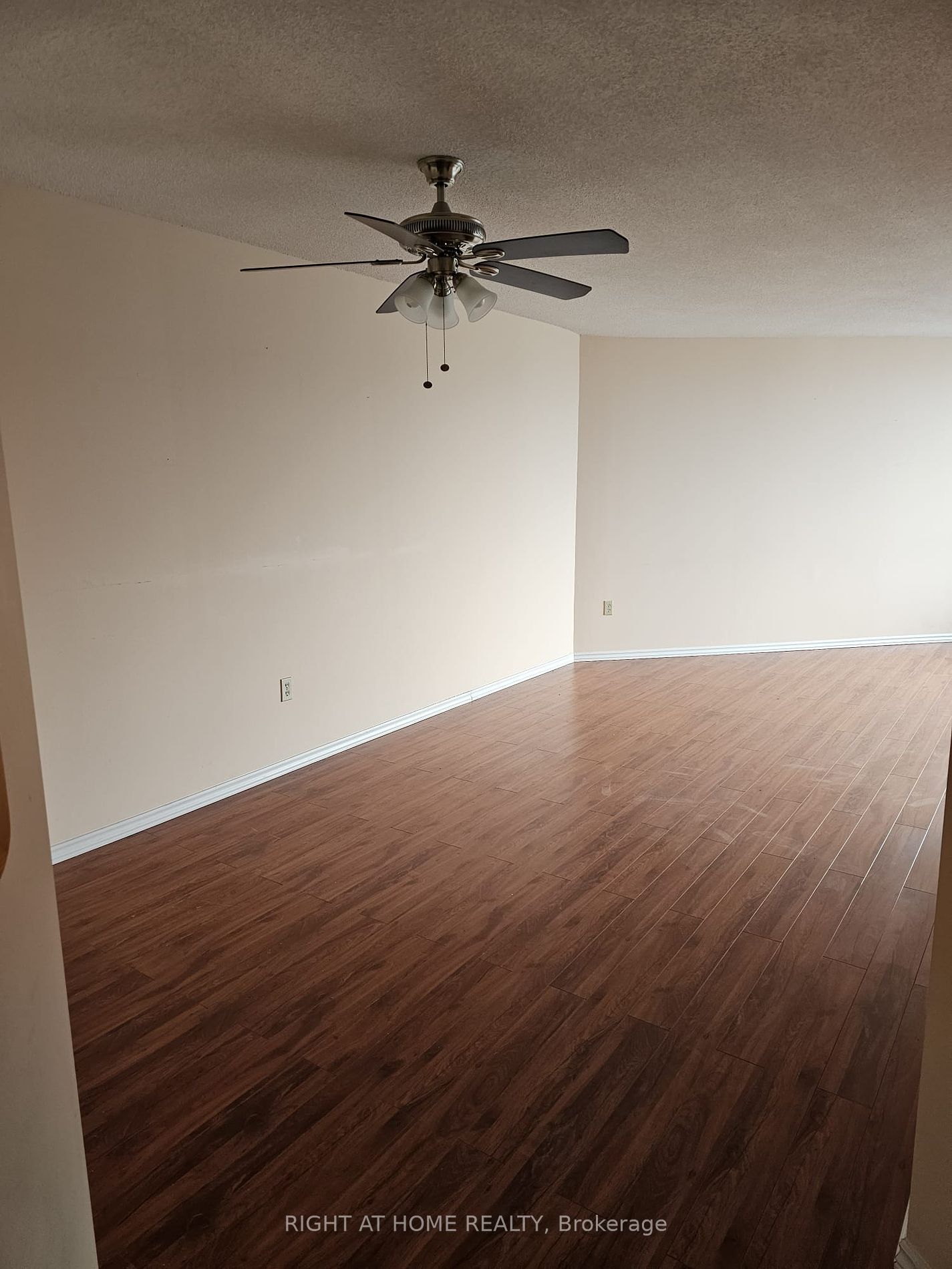 7440 Bathurst St 308