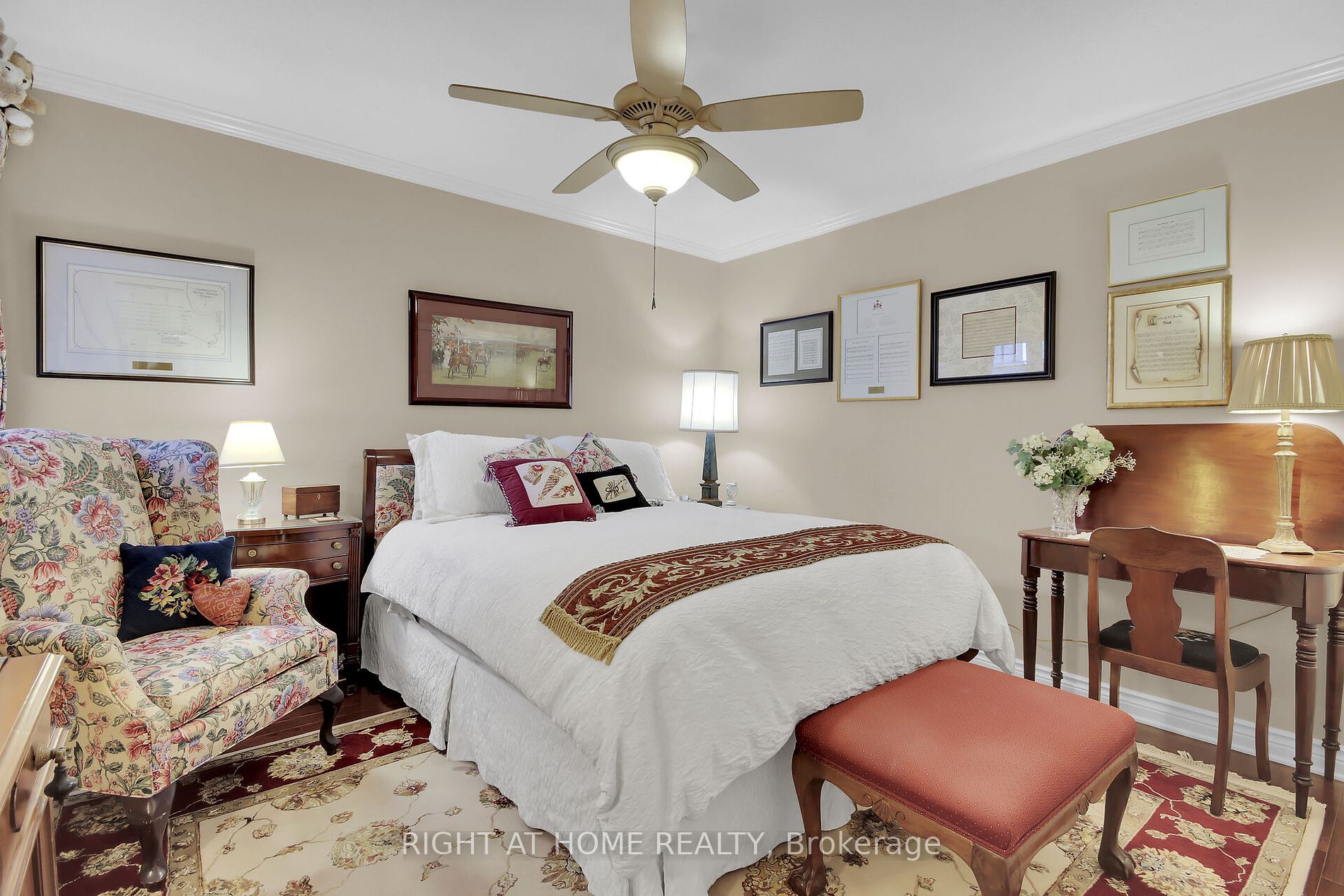 3468 Paul Anka Dr