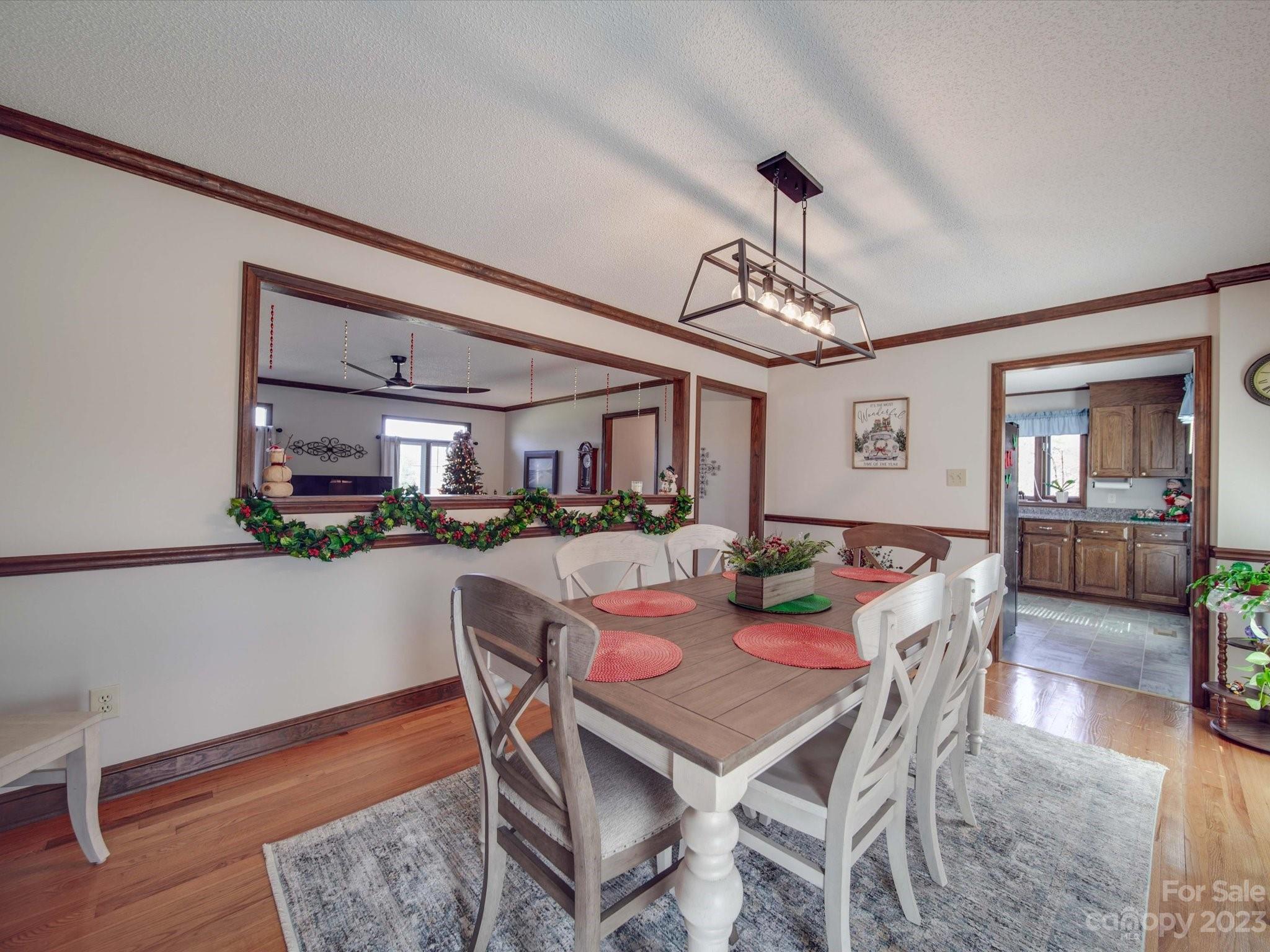 113 Hunters Creek Drive