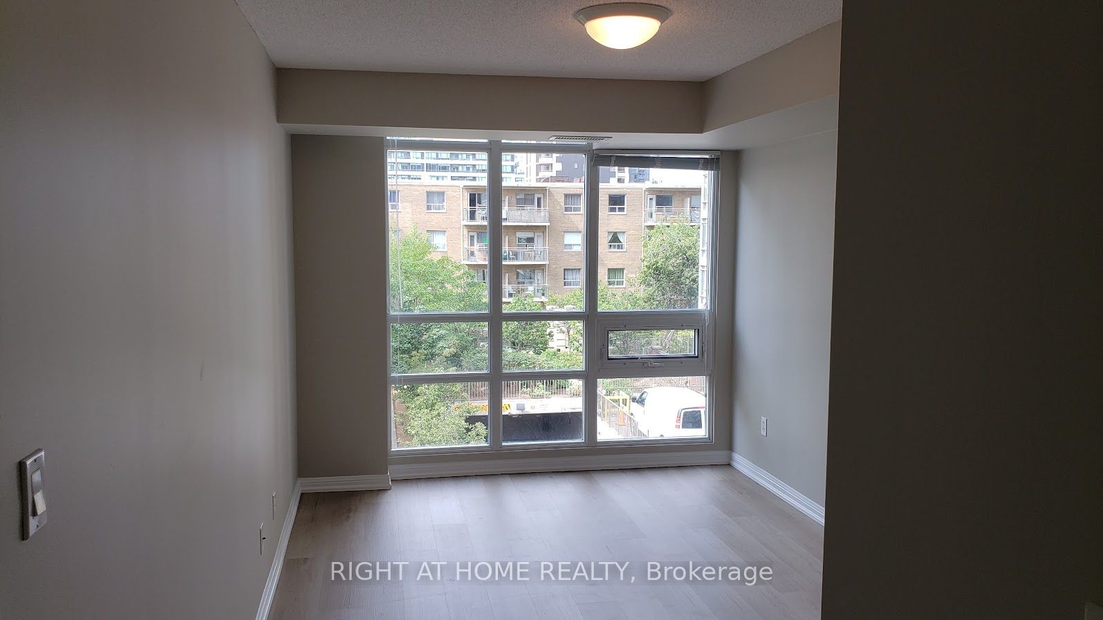 900 Mount Pleasant Rd 327