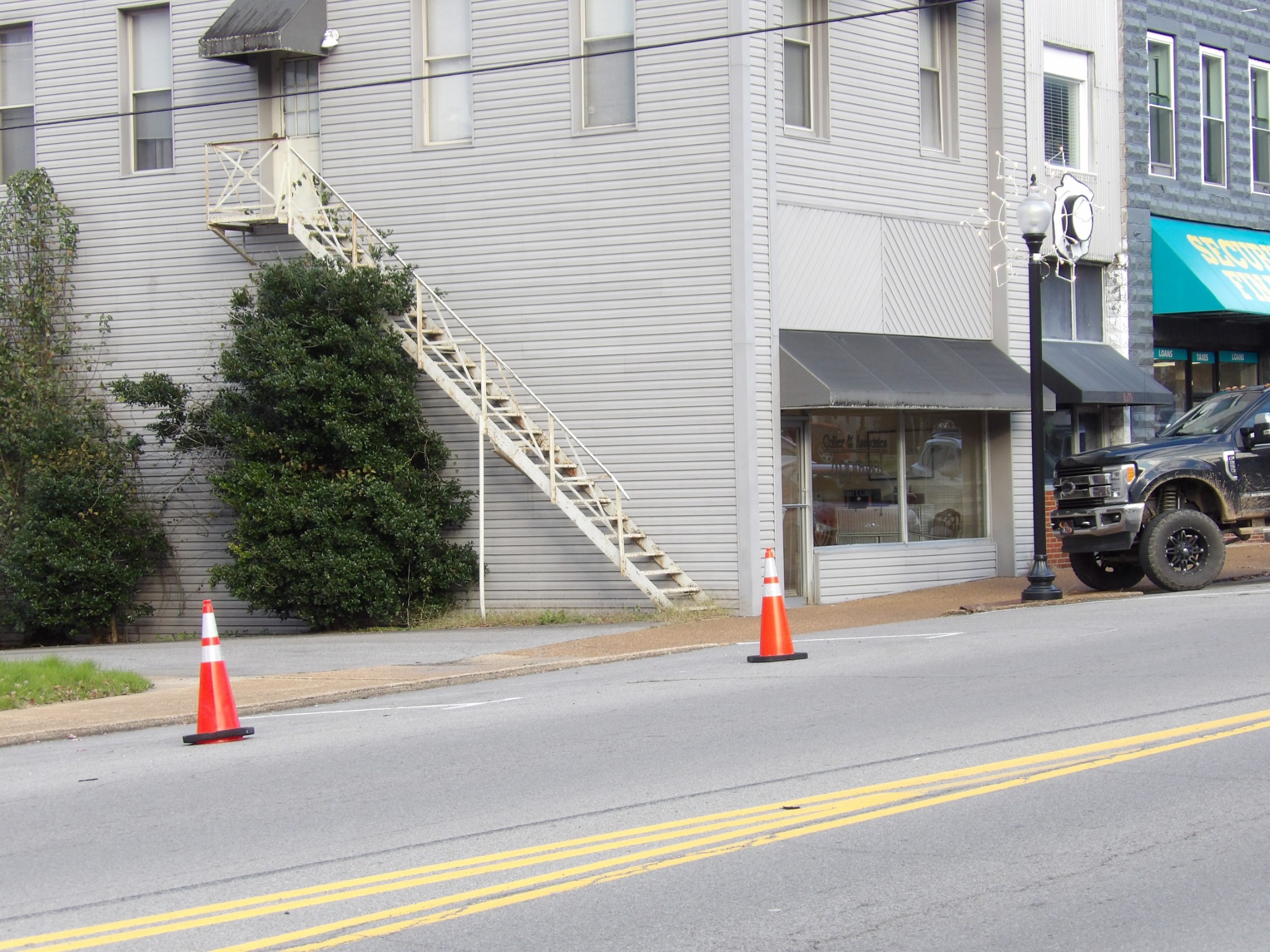 111 W Main St
